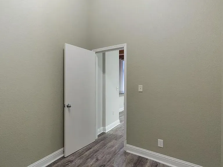 609 Central St #1102 — Photo 17