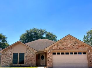 1137 Meadowvale Dr, Beaumont, TX 77706