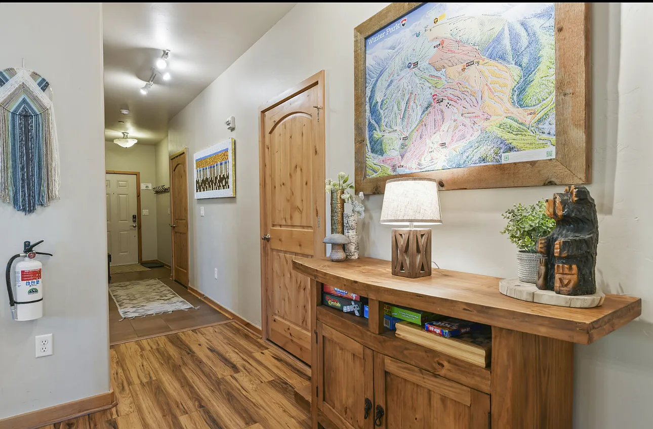 2 bed, 1192 sqft, $3,750 — Photo 4