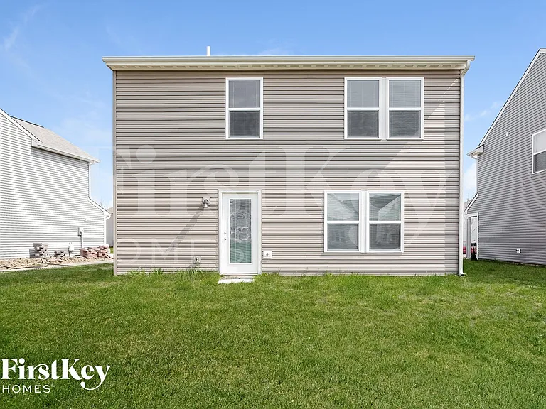 2822 Beethoven Ave — Photo 14
