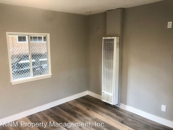 2nd image of 2526 E Washington St APT 1