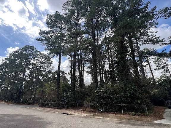 5th image of 306 Woodcrest Rd