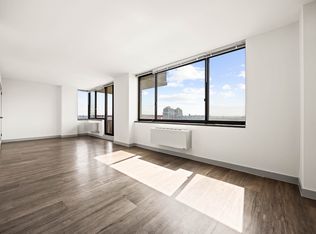 10-40 River Rd #4009M, New York, NY 10044