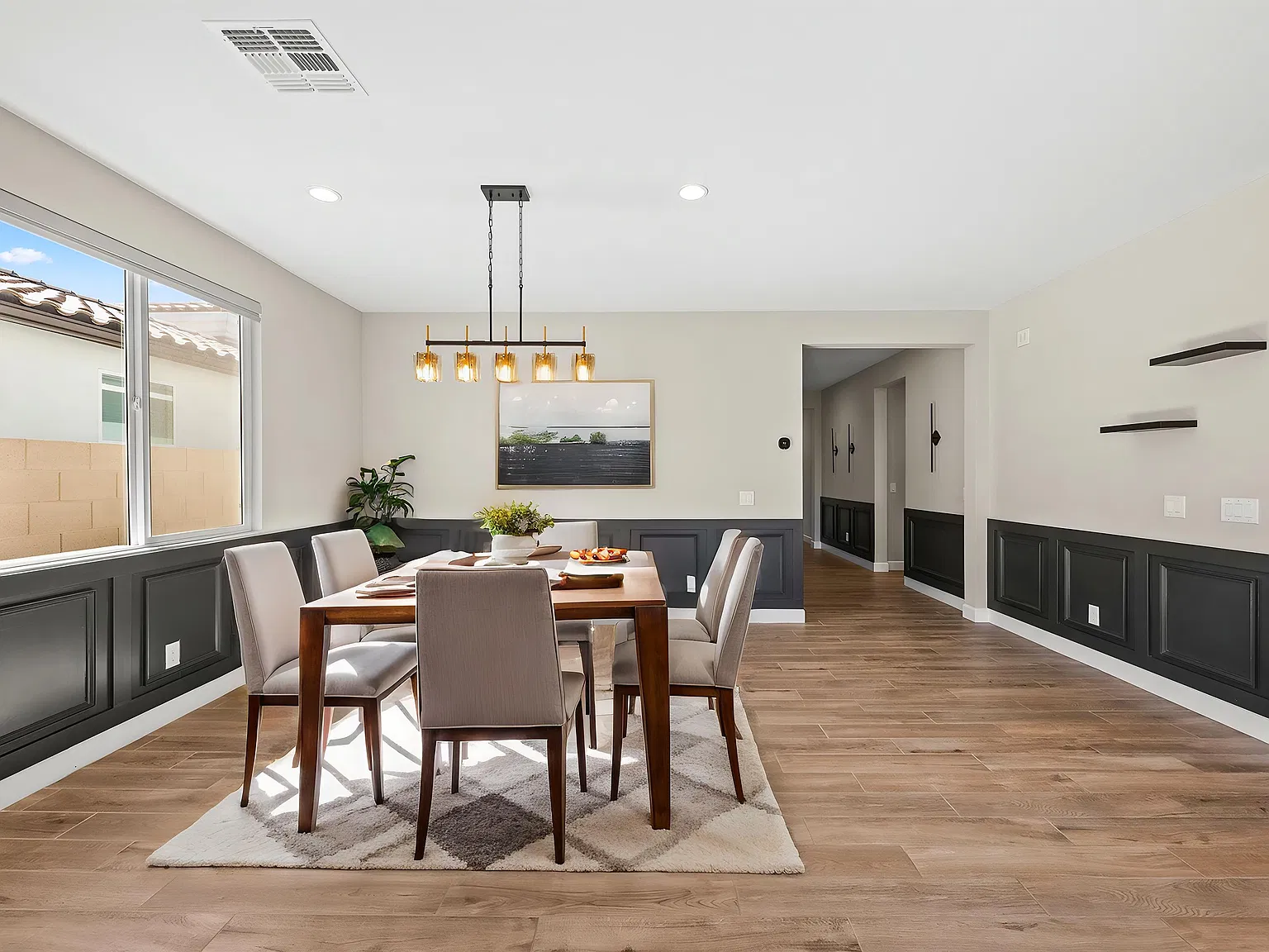 3 bed, 2.5 bath, 2001 sqft, $3,295 — Photo 4