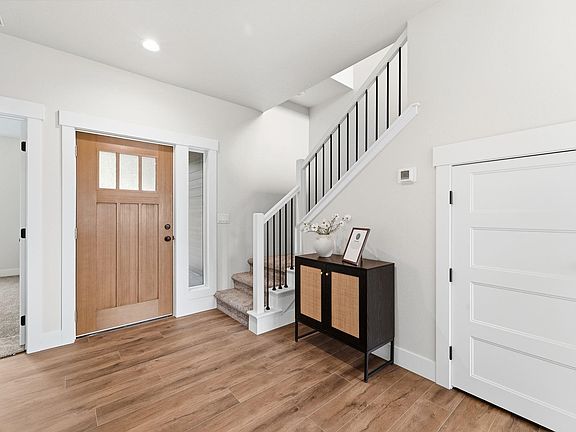 5th image of 25819 N Chattaroy Cir
