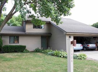 1906 Barrington Dr, Champaign, IL