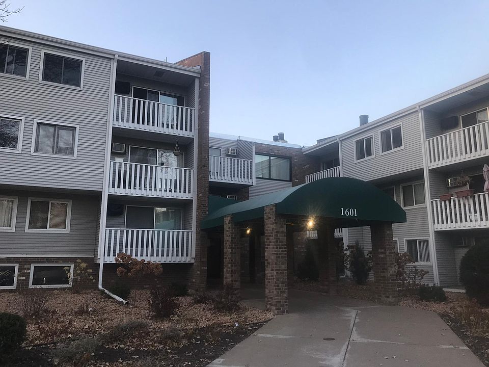 1st image of 1601 N Innsbruck Dr NE #230