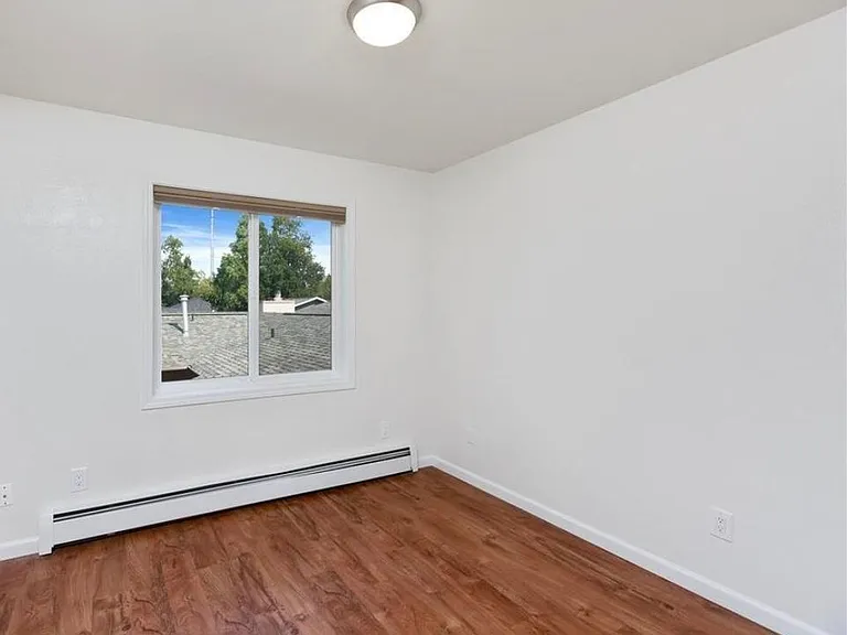 2841 Pribilof St — Photo 11