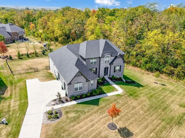 7093 Hawks View Ct, West Chester, OH 45069