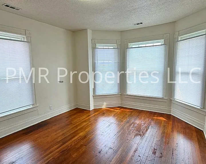 613 N 22nd St — Photo 5