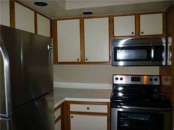 3rd image of 3390 Pinewalk Dr N APT 1013