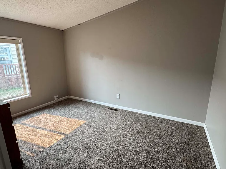 Primary bed