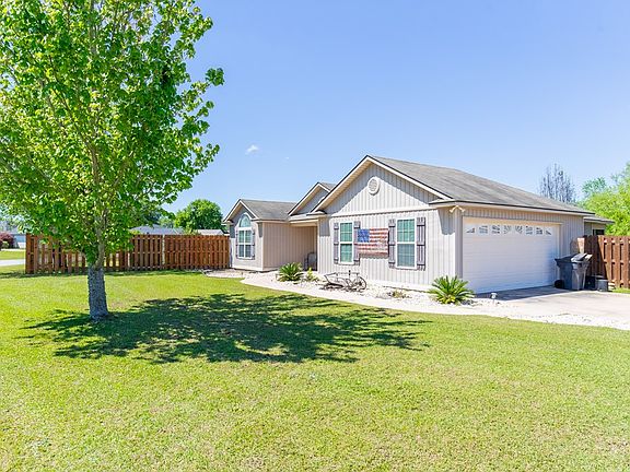 3rd image of 4668 Custer Dr