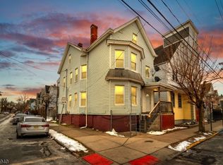 21 Graham Ave, Paterson, NJ 07524