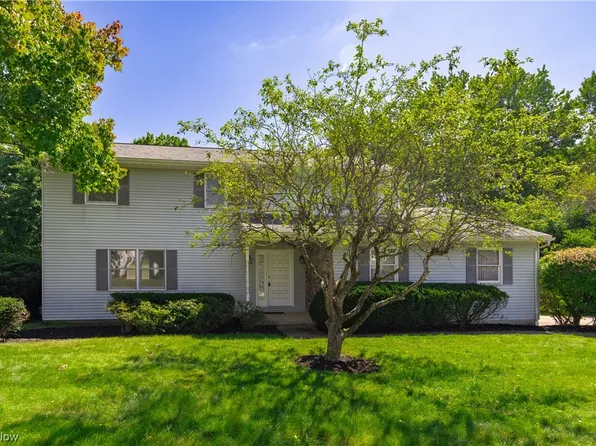 1858 Stoney Hill Dr, Hudson, OH 44236