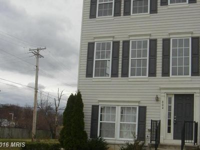 804 Lowe Rd, Middle River, MD, 21220