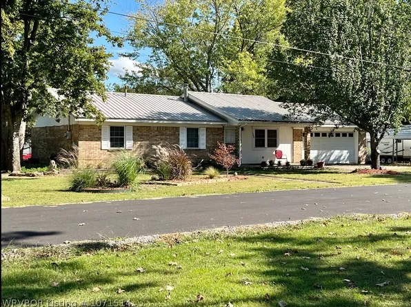 220 Carter Ave, Mulberry, AR 72947