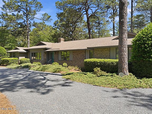 2nd image of 370 Donald Ross Drive
