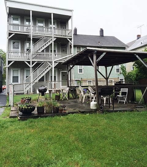 2nd image of 184A Forest St APT 4