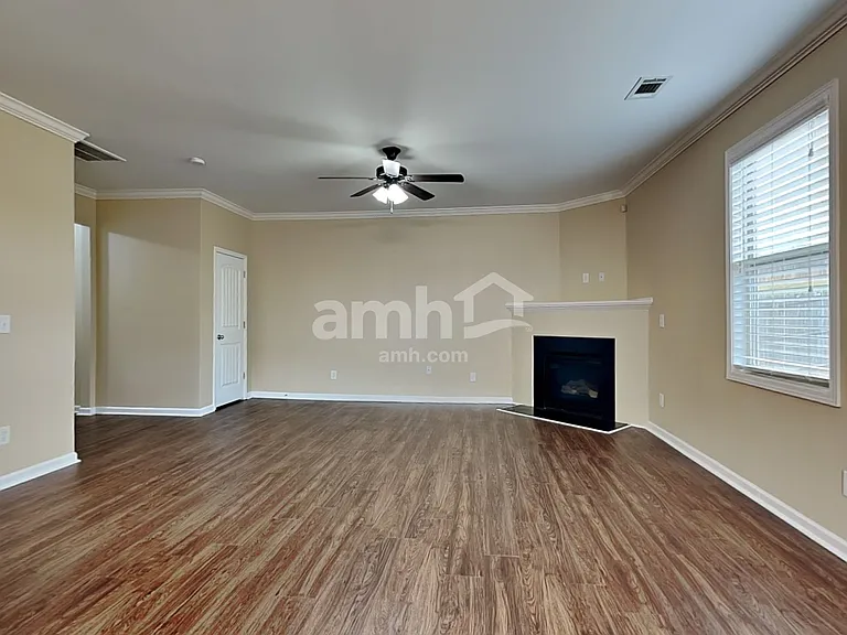 102 Shefleys Rd — Photo 5