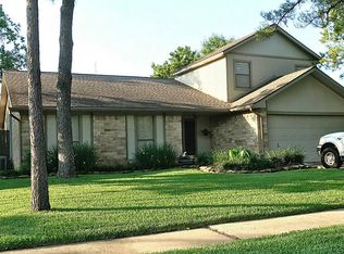 9823 Sagecastle Ln, Houston, TX 77089