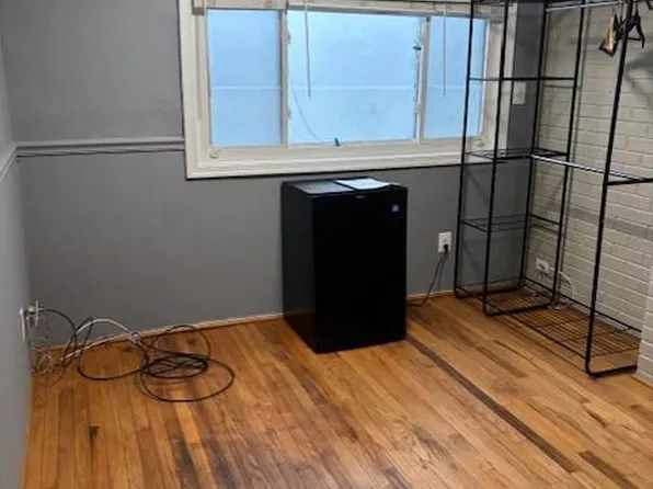 8121 Norwood Dr, Alexandria, VA 22309