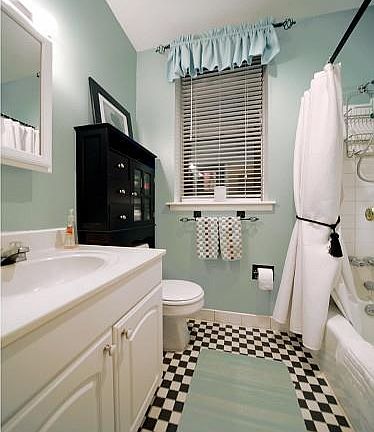 5th image of 429 W 24th St APT 1E