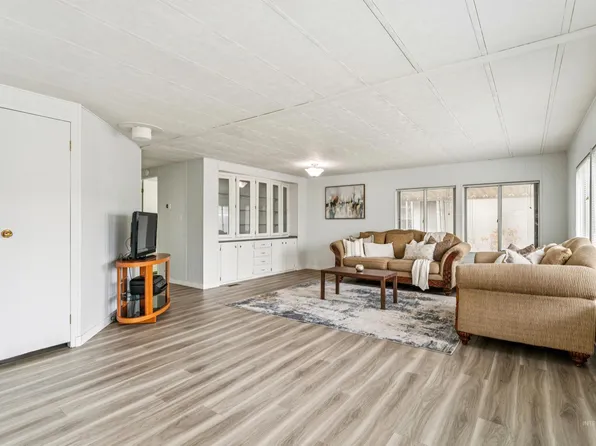 8103 W Appomattox Ln, Garden City, ID 83714