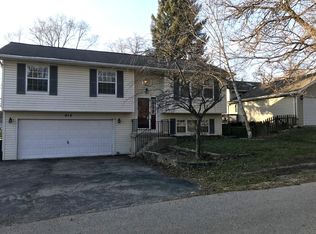 419 Tia Juana Dr, Lakemoor, IL 60051