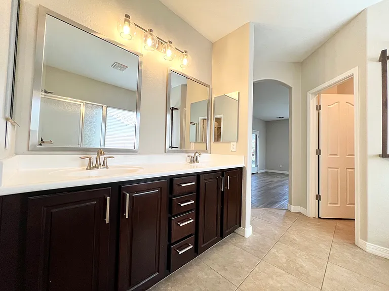2936 E Tonto Dr — Photo 12