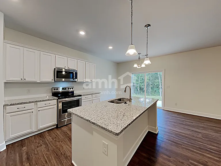 4509 Tarpon Dr — Photo 5