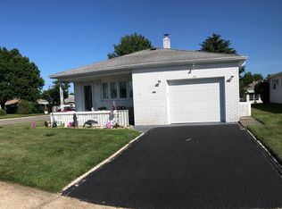 52 Harrington Dr S, Toms River, NJ