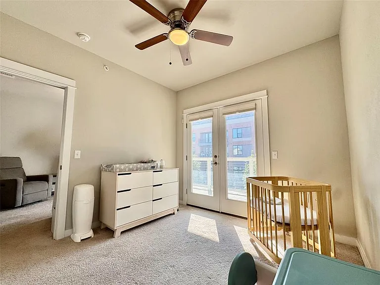 3919 Vaughan St — Photo 14