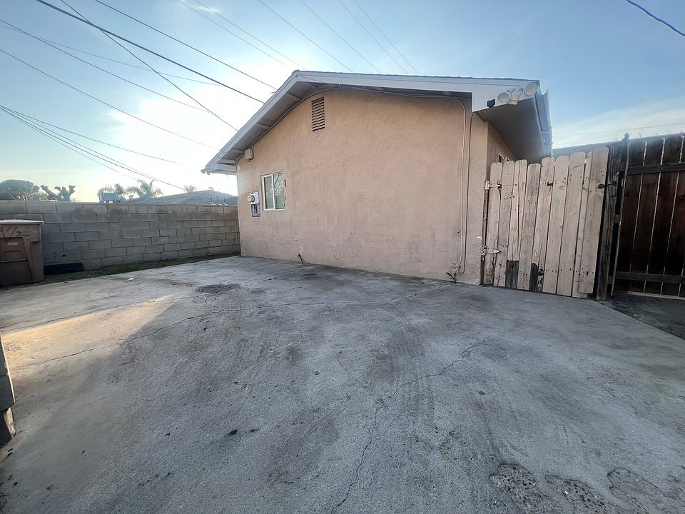1st image of 619 1/2 Jefferson St #619-1/2