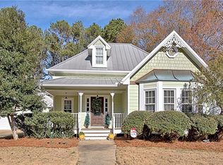 150 Paula Dr, Tyrone, GA 30290