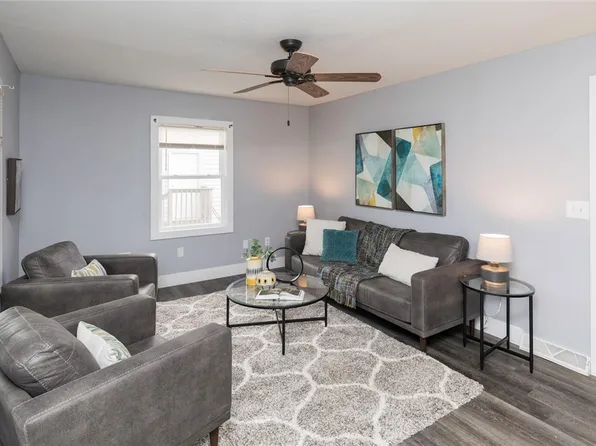 1416 Searle St, Des Moines, IA 50317