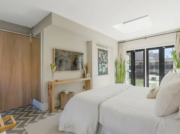 457 West 22nd Street image 26 of 45