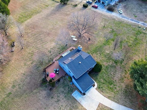 2nd image of 6106 Pintail Ct