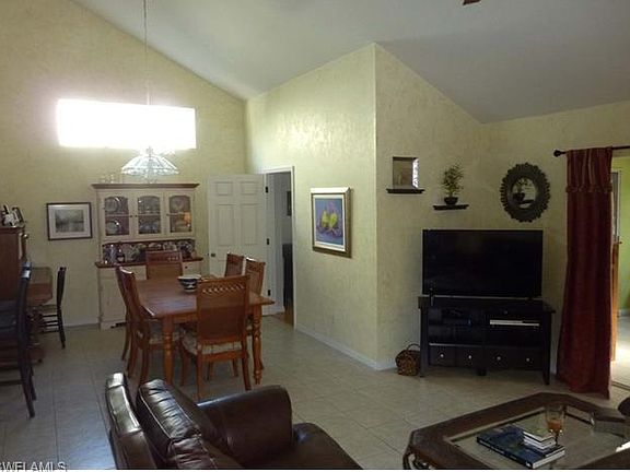 4th image of 15286 Cricket Ln