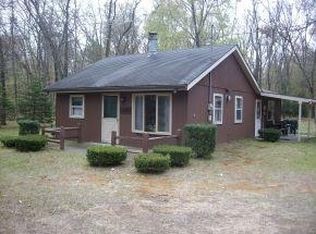 W3921 Blackhawk Ct, Redgranite, WI 54970