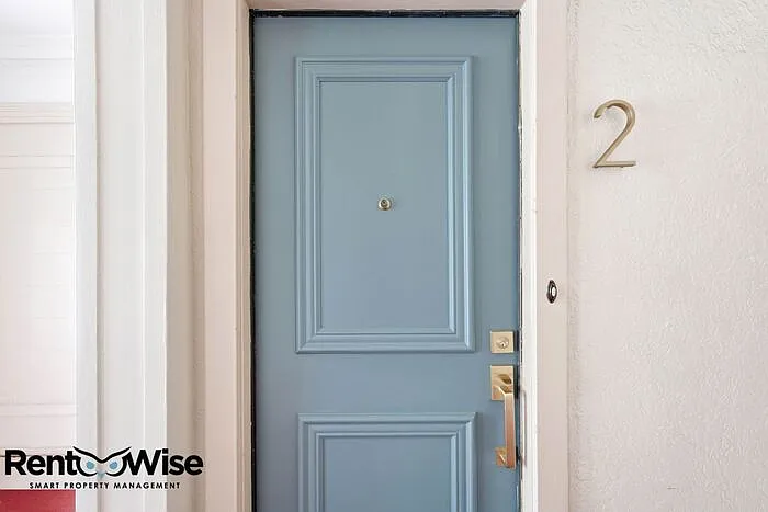 1 bed, 1.0 bath, 515 sqft, $6,000 — Photo 2