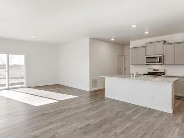 6700 Dragontail Ter, Colorado Springs, CO 80925