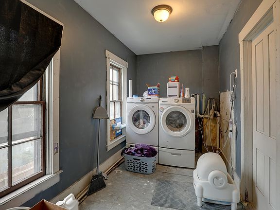 5th image of 929 N 6th St