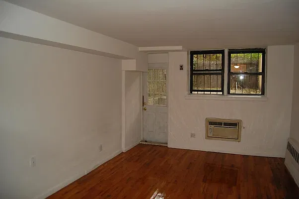 Rented by Bond New York | media 6