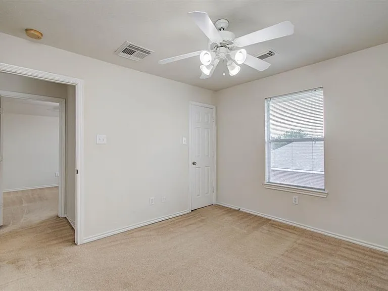 12026 Parkers Hideaway Dr — Photo 32