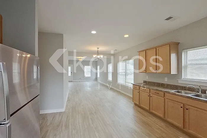520 White Oak Cir — Photo 9