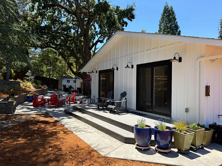 954 Acalanes Rd — Photo 18