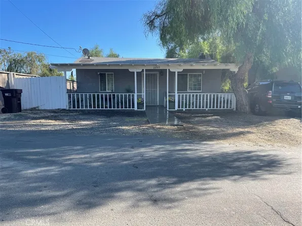 23545 Norma Dr, Canyon Lake, CA 92587