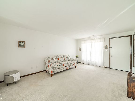 3rd image of 4212 Alhambra Dr