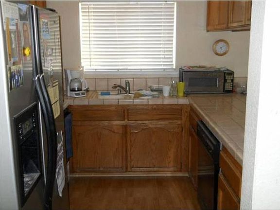4th image of 7958 Caymus Dr